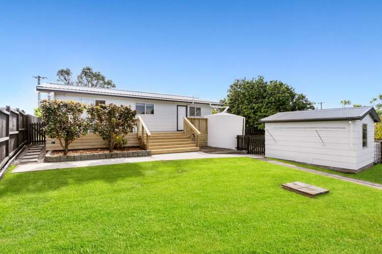 1373 Whangaparaoa Road_1