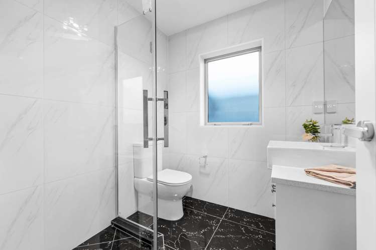 6 Cahir Place Flat Bush_27