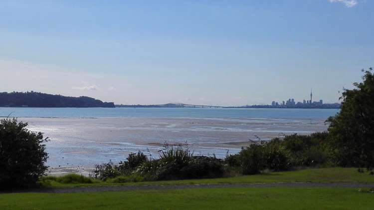 64 Spinnaker Drive Te Atatu Peninsula_7