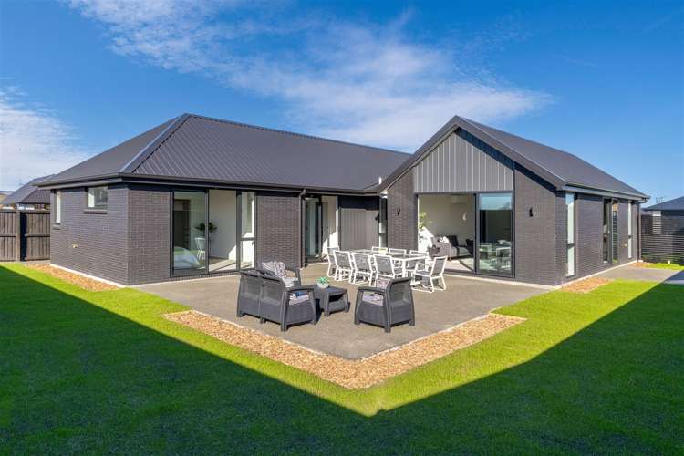 23 Florence Drive Lincoln_14