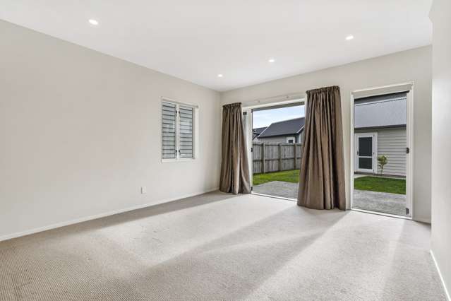 2 Saddleback Crescent Papakura_1