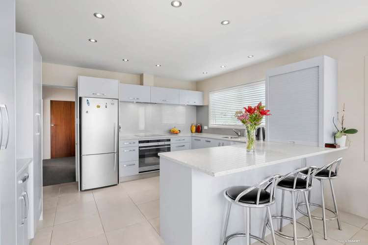 23 Knightsbridge Drive Forrest Hill_6