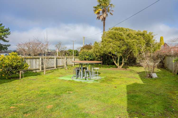 7 Charlotte Street Takapau_11