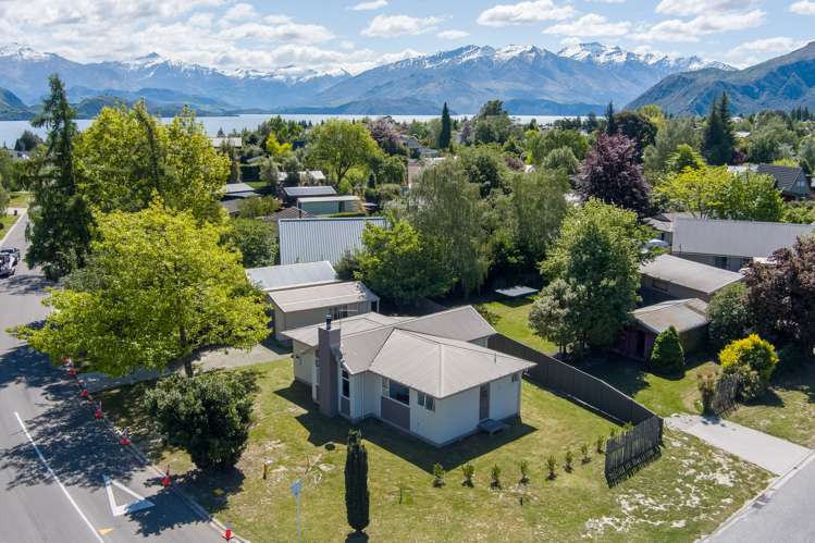 2 Hunter Crescent Wanaka_8