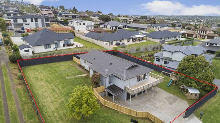 351 Upper Queen Street Pukekohe_13