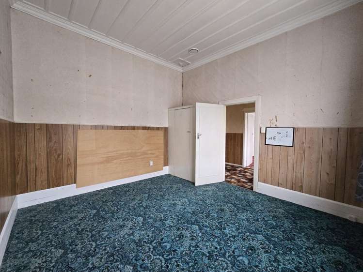 249 Sewell Street Hokitika_7