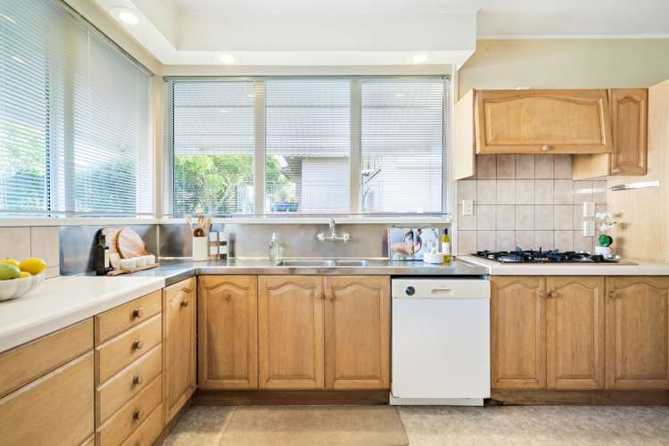 10 Harbour View Road Point Chevalier_19