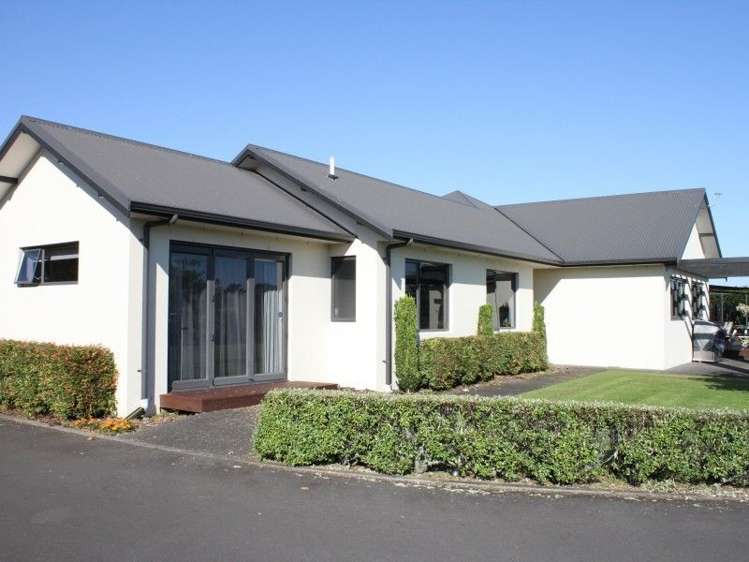 1355 Mountain Road Inglewood_27