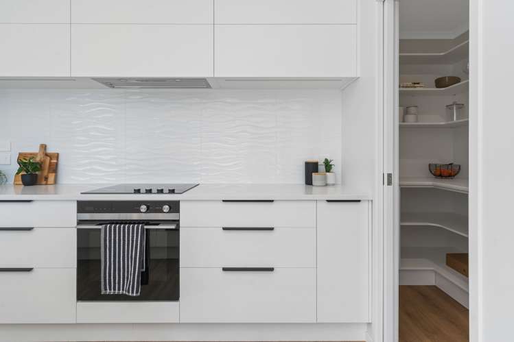 98 Kaurinui Crescent One Tree Point_26