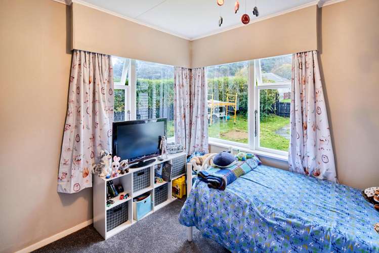 168 Wellington Road Wainuiomata_9