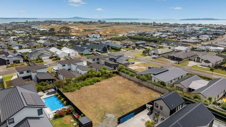 22 Motukaraka Drive Beachlands_11