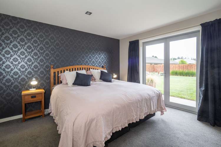 11 Orchard Grove Netherby_10