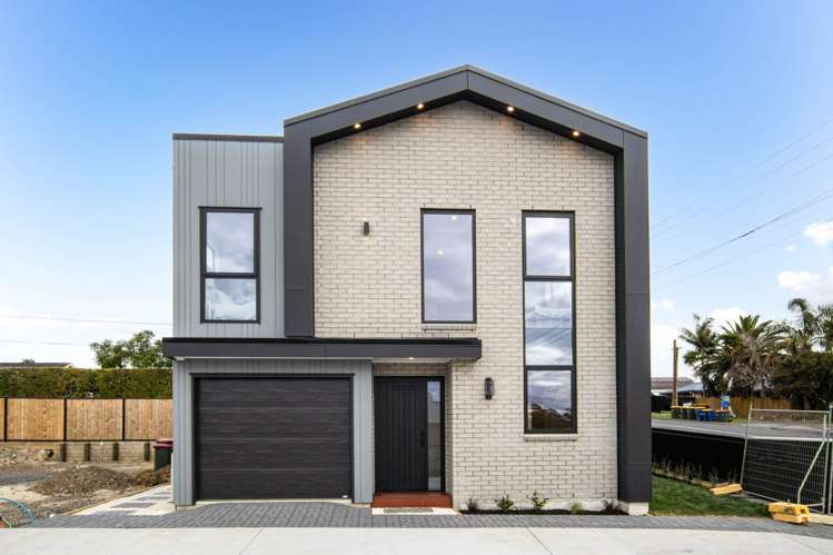 57A McLeod Road Te Atatu South_31