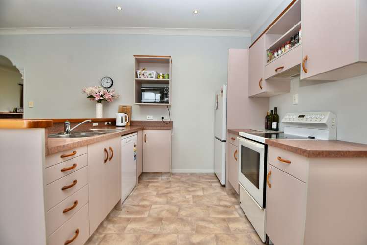 2 Mckenzie Terrace Carterton_6