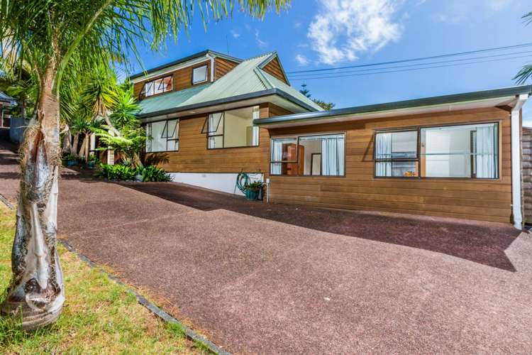 2/706 Beach Road Browns Bay_49