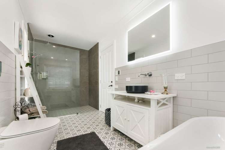 285 Drury Hills Road Drury_11