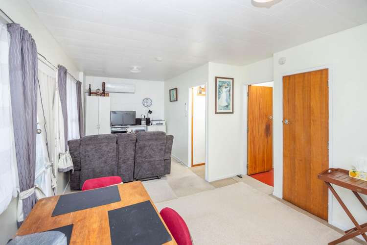 88 Lake Road Frankton_30