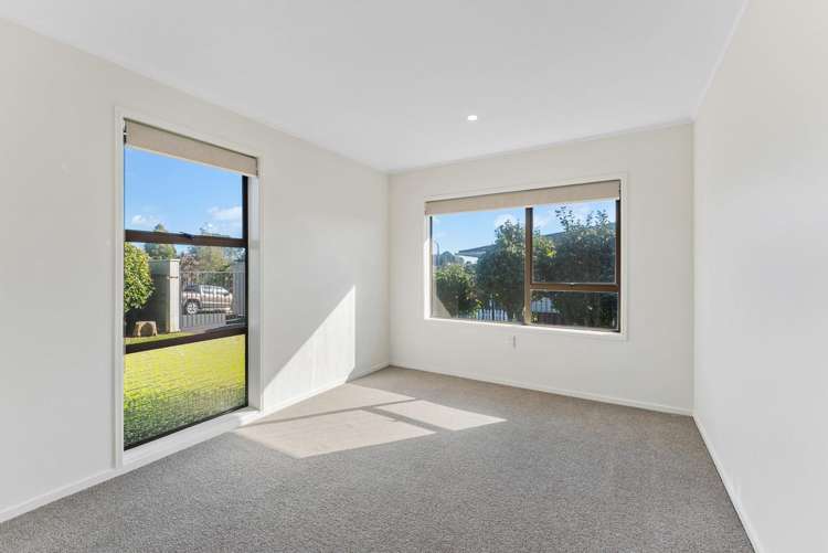 21 Nevada Drive Merrilands_12