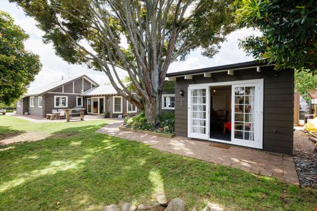 offers over a Million, Vendors want it SOLD