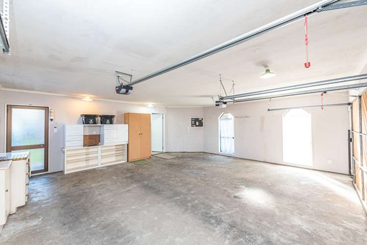 33 Downes Avenue Springvale_22