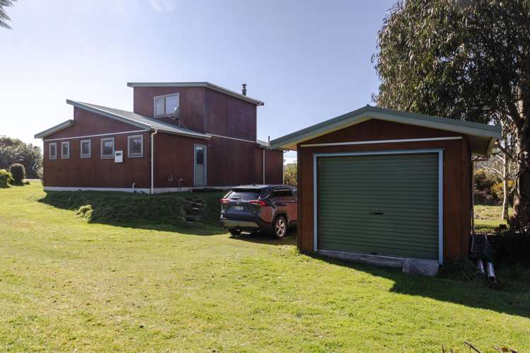 99 The Strand Okarito_26