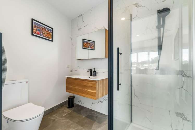 4/21 Hunters Park Drive Three Kings_10