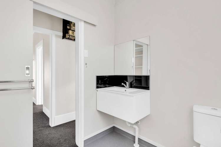 5 Banks Street Tolaga Bay_21