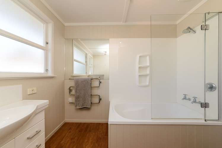 5 Wadsworth Crescent Redwoodtown_11