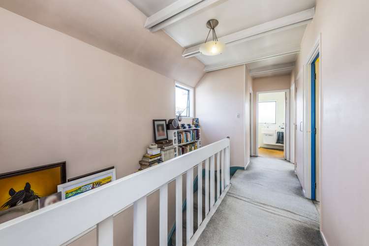 1/13 Challen Close Conifer Grove_12