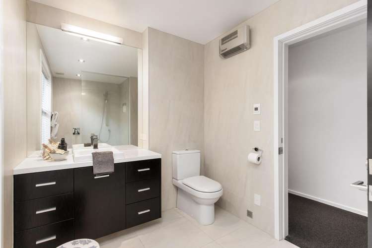 40 Wroxton Terrace Merivale_11