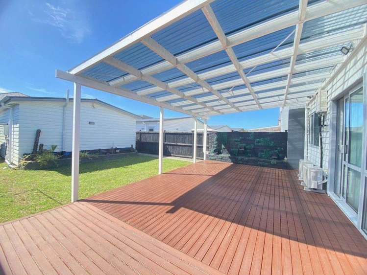 24 Pencaitland Drive Flat Bush_14