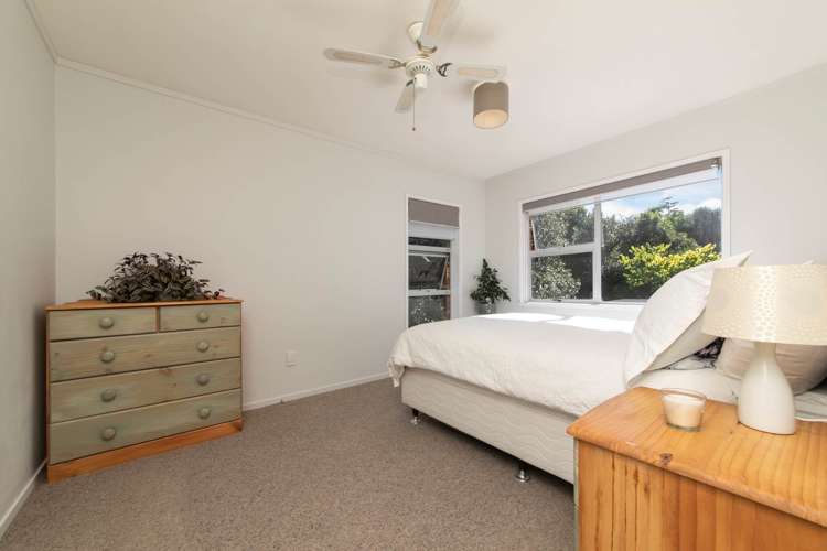 1/5 Havelle Avenue Titirangi_11