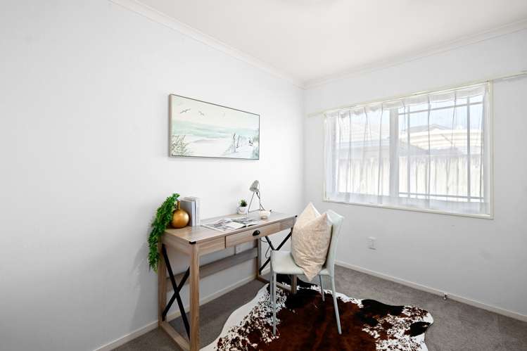 13 Blairgowrie Place Rototuna North_16