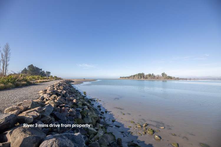 8 Kain Street The Pines Beach_14