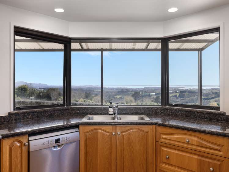 213 Upland Road Aongatete_6