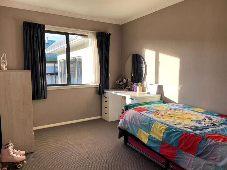 38 Brecon Road Stratford_17