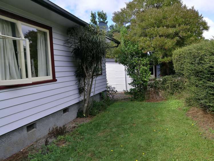 8 Ludlam Street Featherston_4