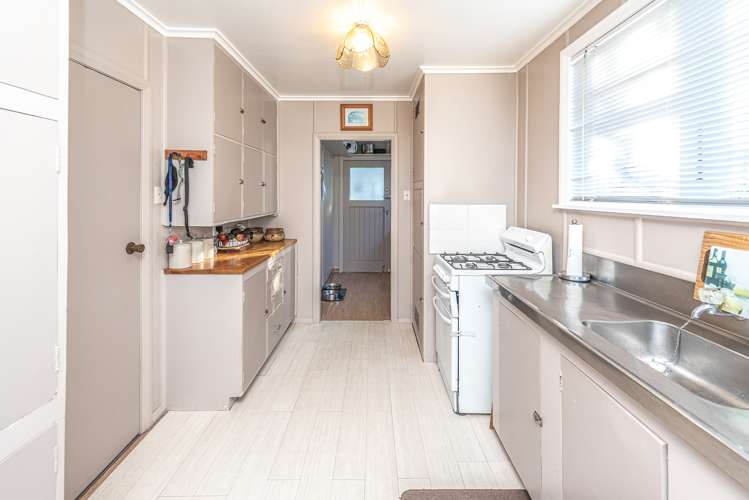 51 Kowhai Street Castlecliff_11