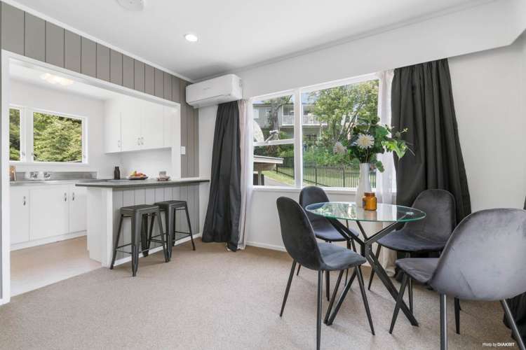 2/8 Kelly Place Cockle Bay_9