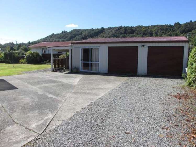71 Main Street Reefton_6