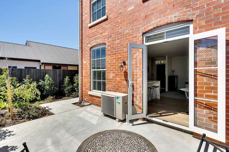 4/36 Allard Street Edgeware_0