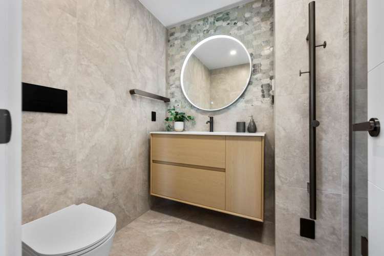 8A Eglinton Avenue Mt Eden_27