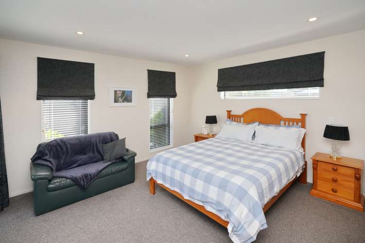 52 Faulks Drive Lincoln_12