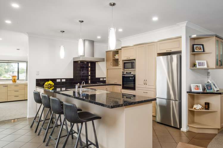 28 Pohutukawa Grove Lytton West_6