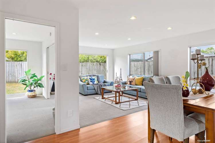 7 Bordeaux Parade Te Atatu South_7