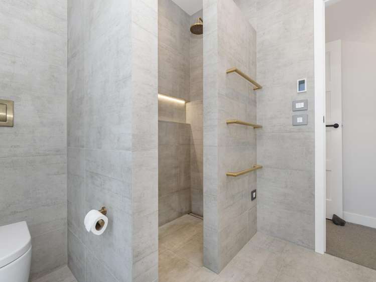 138 Grace Road Avenues_24