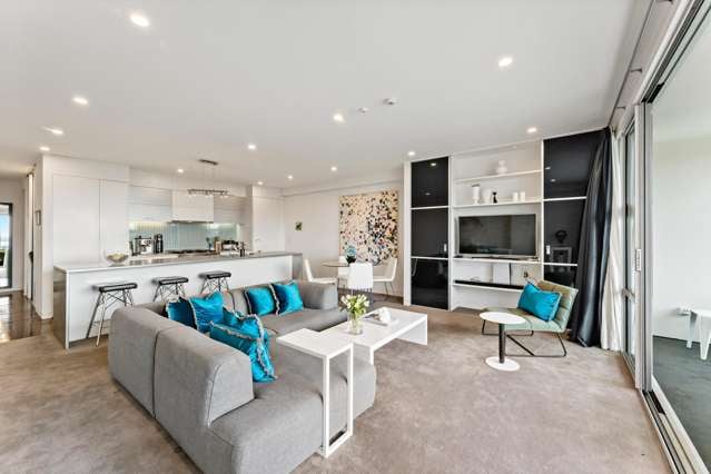 North facing, quality, freehold central living