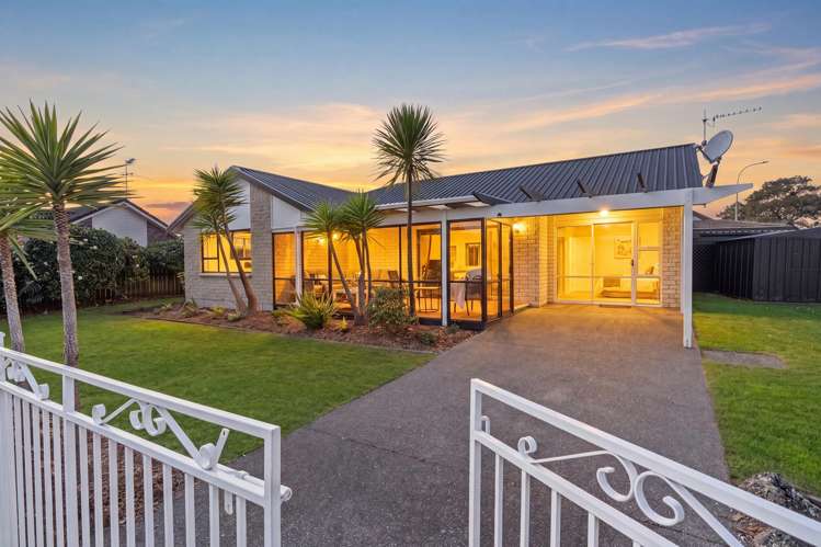 2/99 Riverside Road Orewa_28
