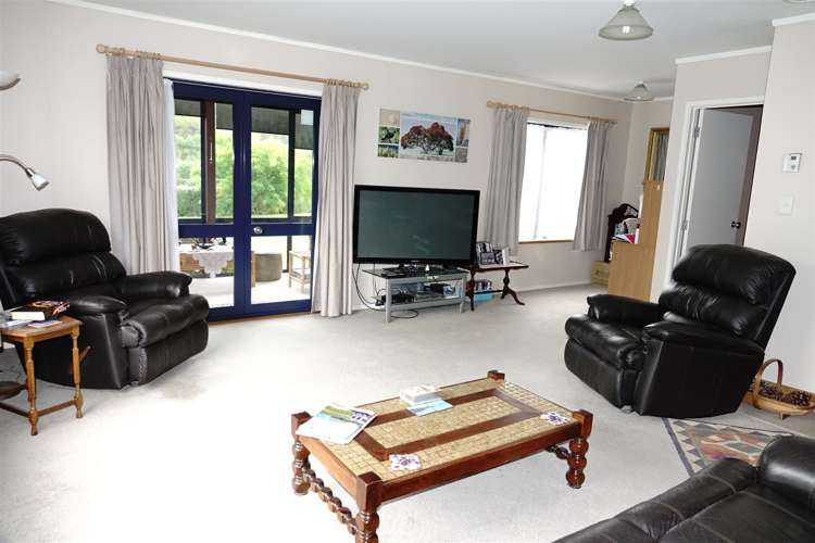 5 Higginson Street Otane_8