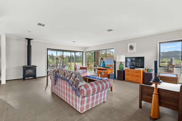 334 Fitzgerald Road Drury_13